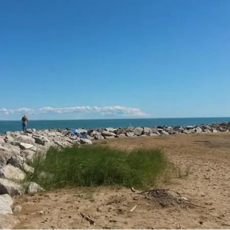 Delightful Seaside Flat With Ac - Beahost Lejlighed *