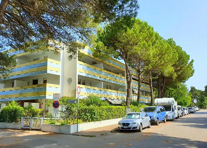 Delightful Seaside Flat With Ac - Beahost * Бибионе