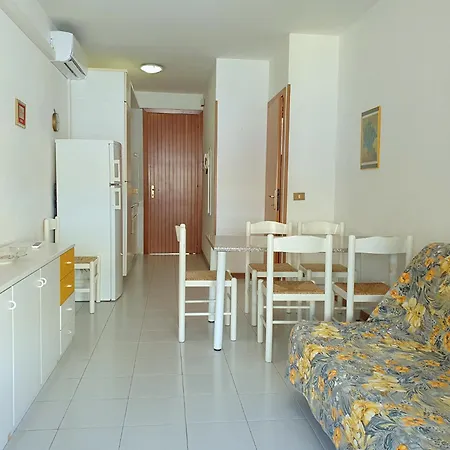 Апартаменты Delightful Seaside Flat With Ac - Beahost *