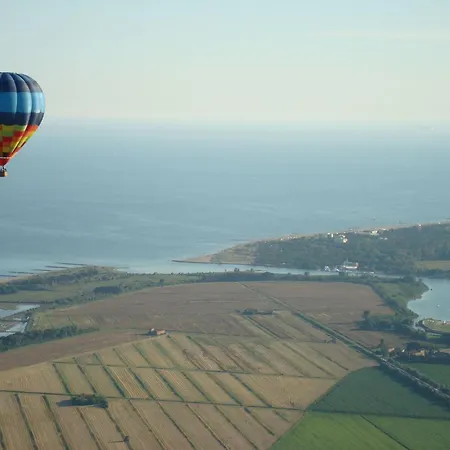 Delightful Seaside Flat With Ac - Beahost Apartament