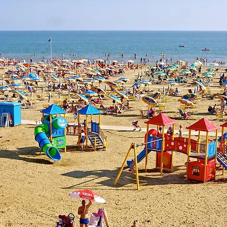 Delightful Seaside Flat With Ac - Beahost Μπιμπιόνε