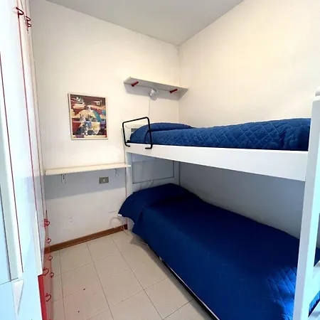 Διαμέρισμα Delightful Seaside Flat With Ac - Beahost *