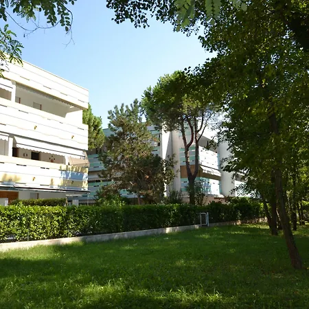 Delightful Seaside Flat With Ac - Beahost Διαμέρισμα *