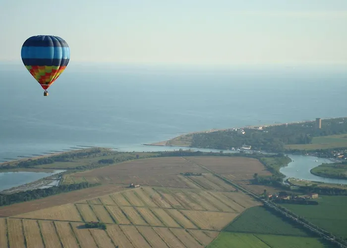 Delightful Seaside Flat With Ac - Beahost Apartament